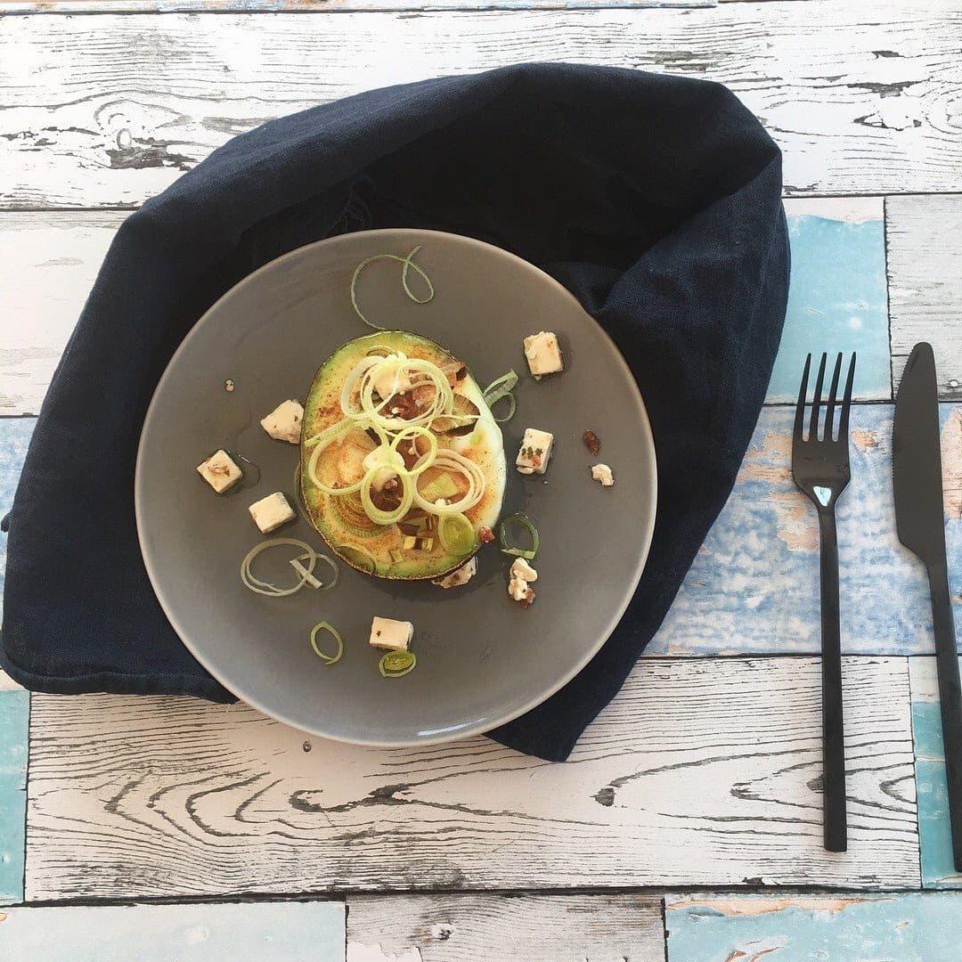 Avokado med egg – ferdig rett