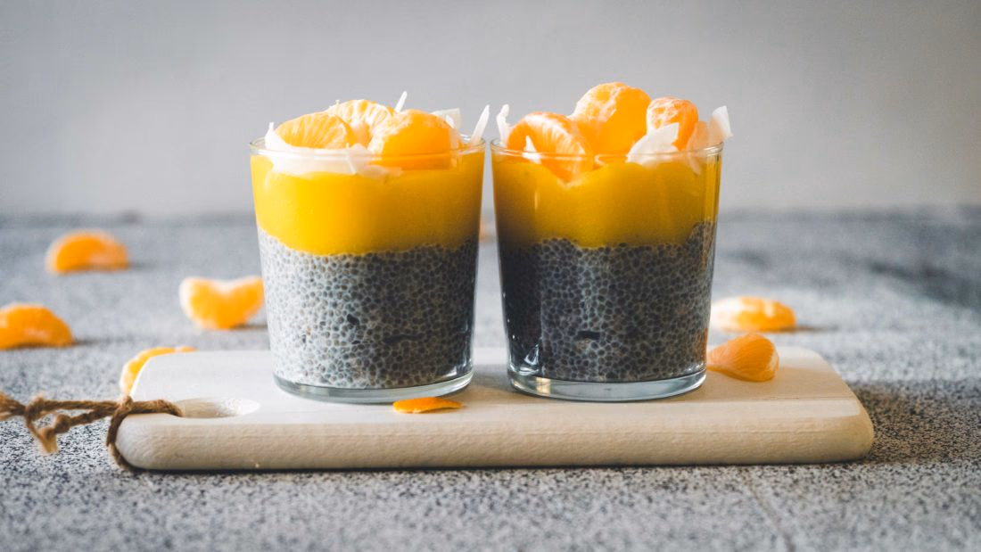 Chiapudding med Mango Puré og Klementin – ferdig rett