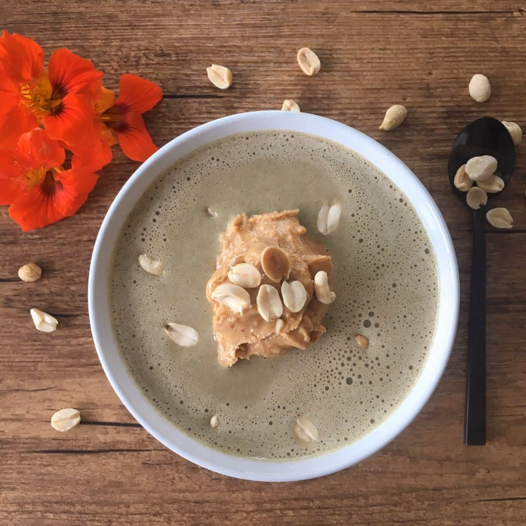 Grønn smoothie bowl – ferdig rett