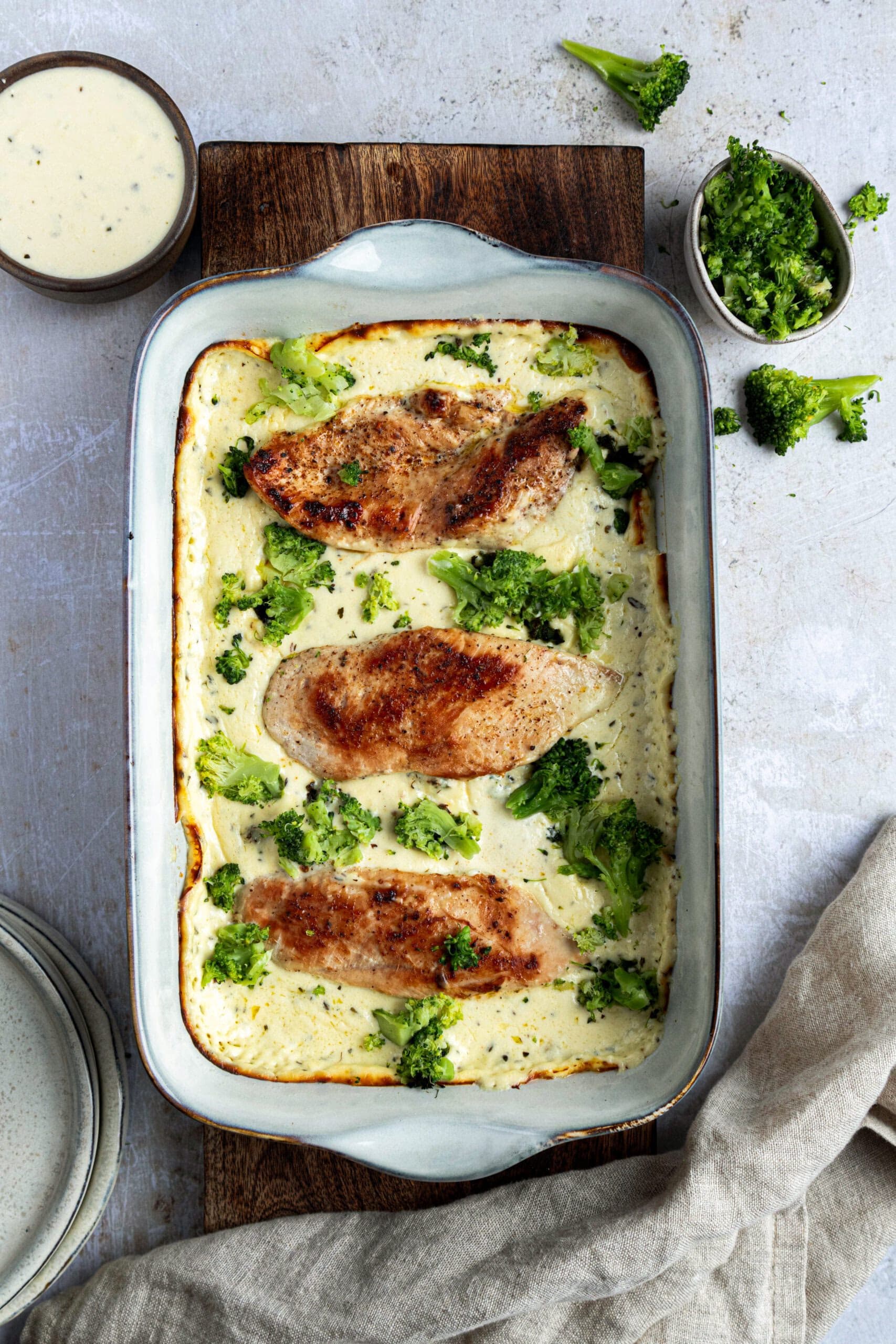 Keto ostegratinert kyllingfilet – ferdig rett