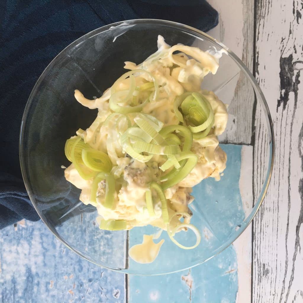 Kremet lavkarbo grillsalat – ferdig rett