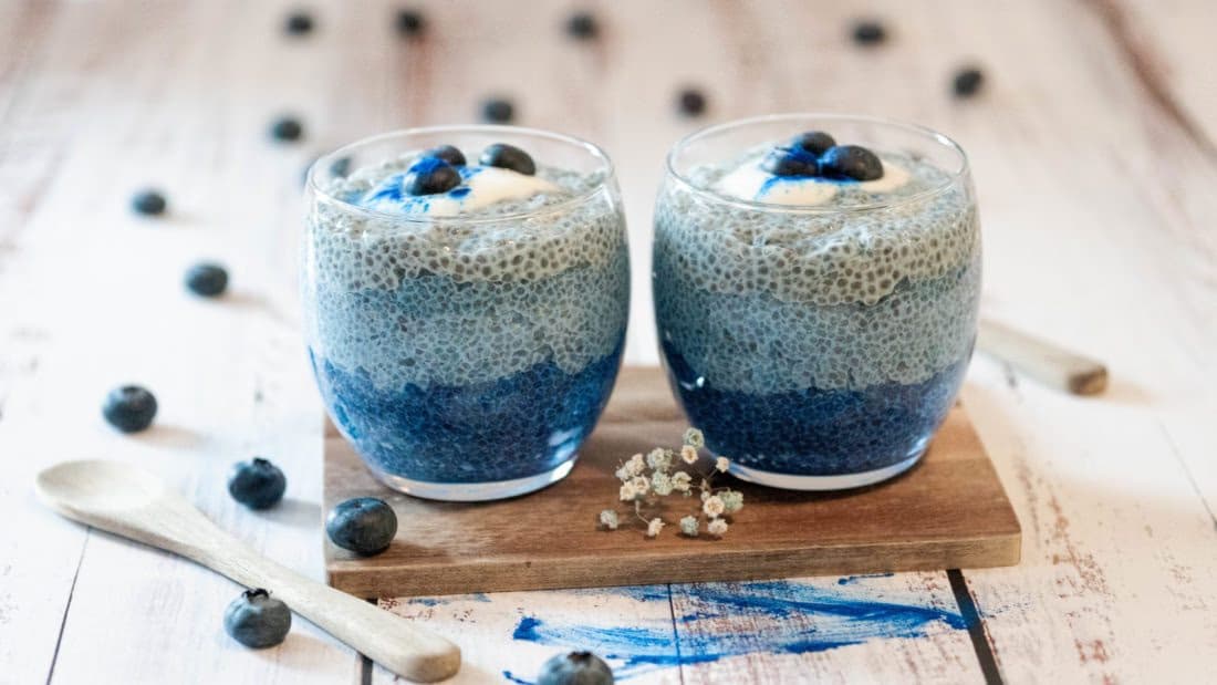 Triple Blue Spirulina Chia Pudding – ferdig rett