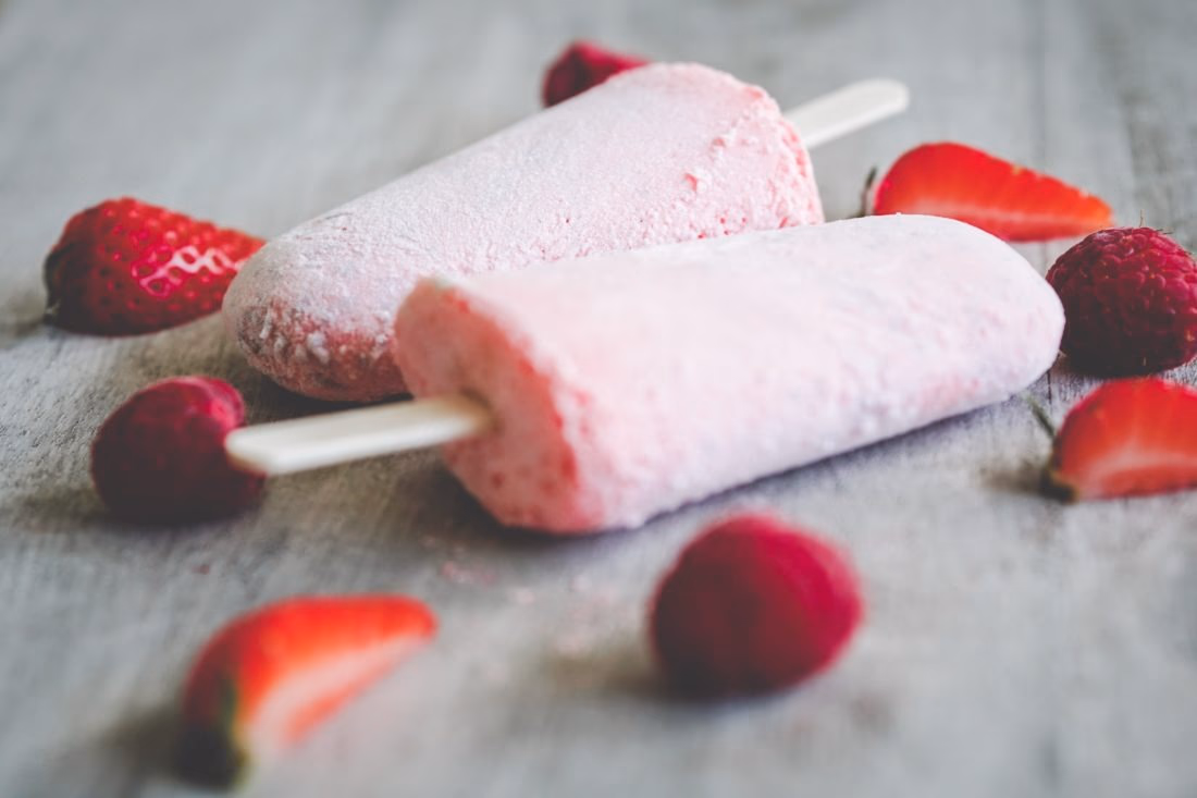 Frisk Jordbæris med Chiafrø