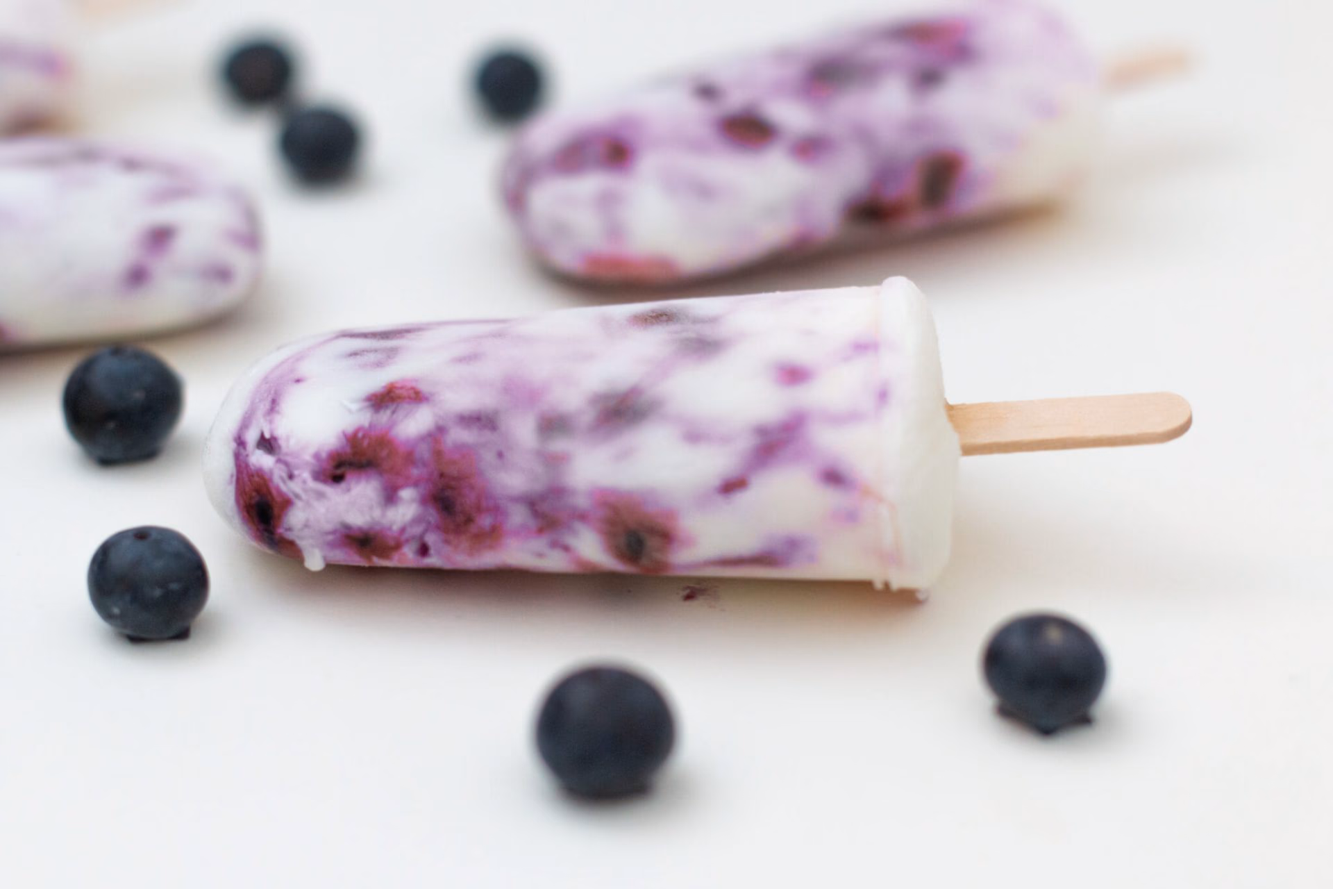 Ketovennlig is med blåbær