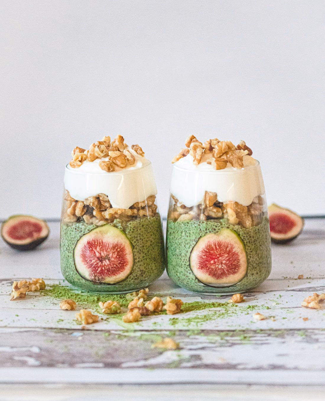 Matcha Chiapudding med yoghurt, Nøtter og Fiken