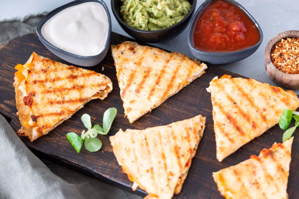 Quesadillas med kylling og bacon