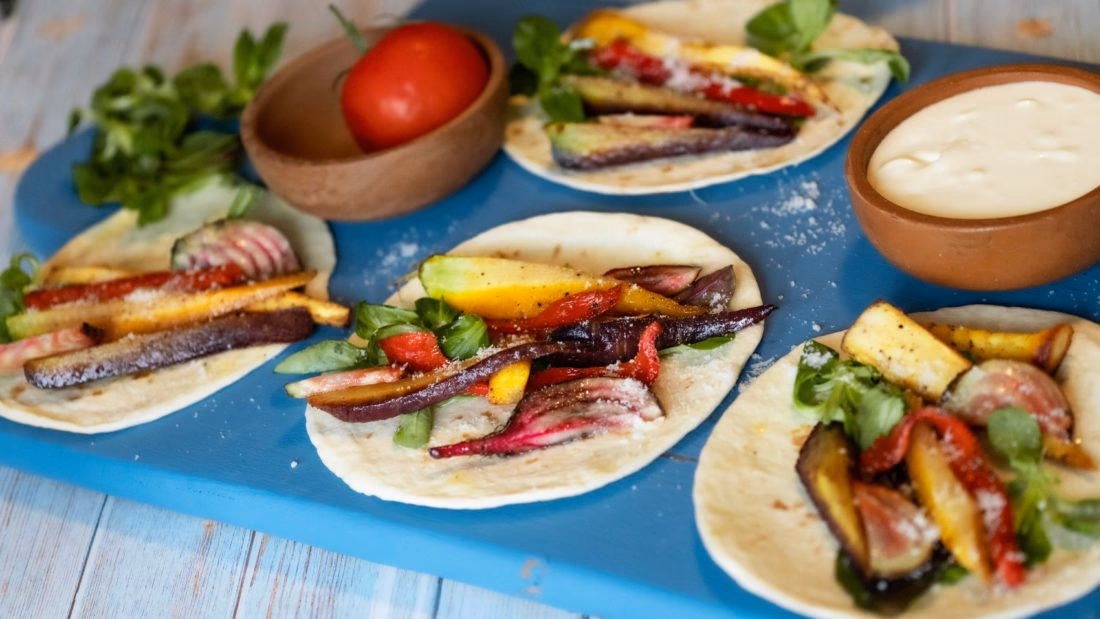 Smakfull Vegetarisk Taco med Hjemmelagde Tortillalefser