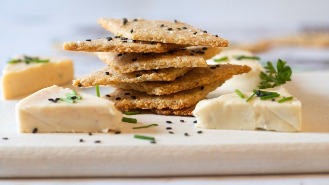 Sprø Lavkarbo Salte Kjeks